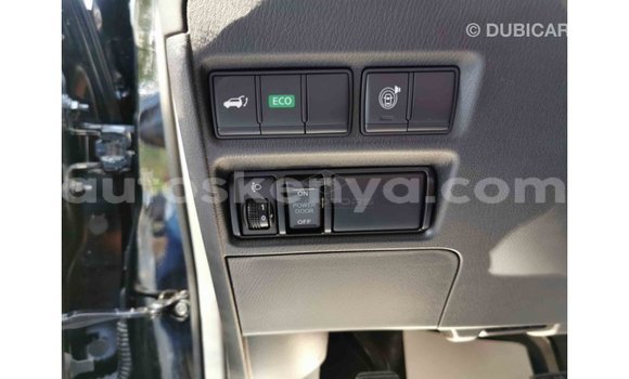 Imported Nissan Patrol White Makiinaa iti Import - Dubai keessatti Central Kenya keessatti Imported Nissan Patrol White Makiinaa iti Import - Dubai keessatti Central Kenya keessatti