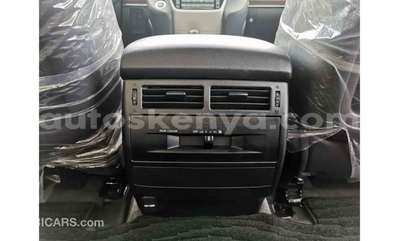 Nunua Imported Toyota Land Cruiser Nyeupe Gari ndani ya Import - Dubai nchini Kati Kenya Nunua Imported Toyota Land Cruiser Nyeupe Gari ndani ya Import - Dubai nchini Kati Kenya