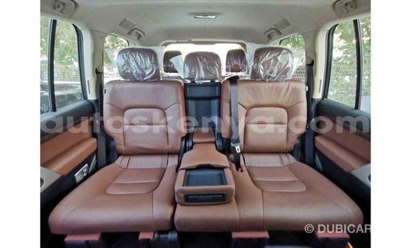 Buy Import Toyota Land Cruiser White Car in Import - Dubai in Central Kenya Buy Import Toyota Land Cruiser White Car in Import - Dubai in Central Kenya