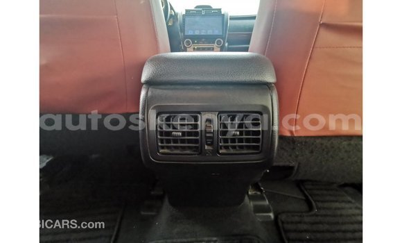 Nunua Imported Toyota Camry Nyeupe Gari ndani ya Import - Dubai nchini Kati Kenya Nunua Imported Toyota Camry Nyeupe Gari ndani ya Import - Dubai nchini Kati Kenya