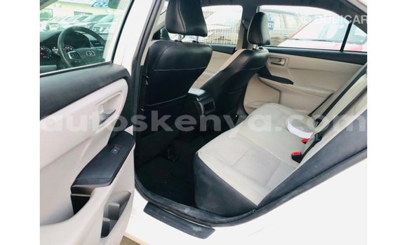 Nunua Imported Toyota Camry Nyeupe Gari ndani ya Import - Dubai nchini Kati Kenya Nunua Imported Toyota Camry Nyeupe Gari ndani ya Import - Dubai nchini Kati Kenya