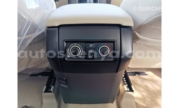 Buy Import Toyota Prado White Car in Import - Dubai in Central Kenya Buy Import Toyota Prado White Car in Import - Dubai in Central Kenya