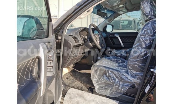 Nunua Imported Toyota Prado Nyeusi Gari ndani ya Import - Dubai nchini Kati Kenya Nunua Imported Toyota Prado Nyeusi Gari ndani ya Import - Dubai nchini Kati Kenya