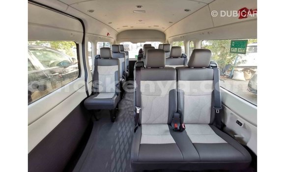 Buy Import Toyota Hiace White Car in Import - Dubai in Central Kenya Buy Import Toyota Hiace White Car in Import - Dubai in Central Kenya