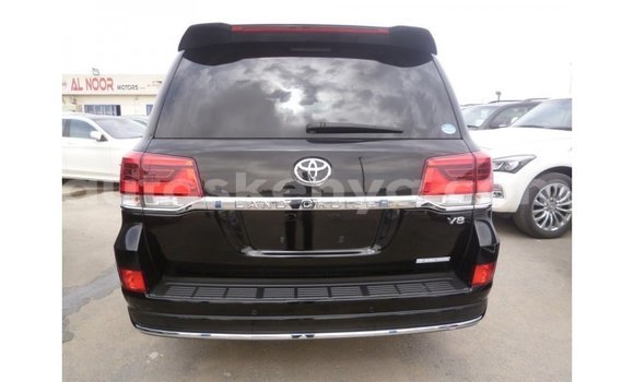 Imported Toyota Land Cruiser Black Makiinaa iti Import - Dubai keessatti Central Kenya keessatti Imported Toyota Land Cruiser Black Makiinaa iti Import - Dubai keessatti Central Kenya keessatti