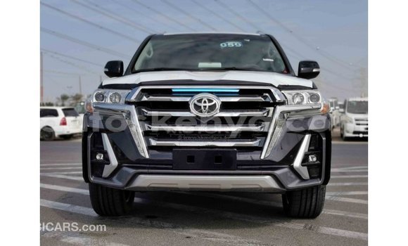Nunua Imported Toyota Land Cruiser Nyeusi Gari ndani ya Import - Dubai nchini Kati Kenya Nunua Imported Toyota Land Cruiser Nyeusi Gari ndani ya Import - Dubai nchini Kati Kenya