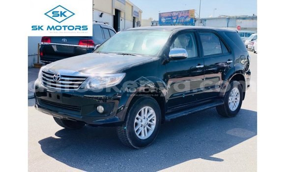 Buy Import Toyota Fortuner Black Car in Import - Dubai in Central Kenya Buy Import Toyota Fortuner Black Car in Import - Dubai in Central Kenya