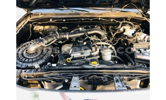 Nunua Imported Toyota Fortuner Nyeusi Gari ndani ya Import - Dubai nchini Kati Kenya Nunua Imported Toyota Fortuner Nyeusi Gari ndani ya Import - Dubai nchini Kati Kenya