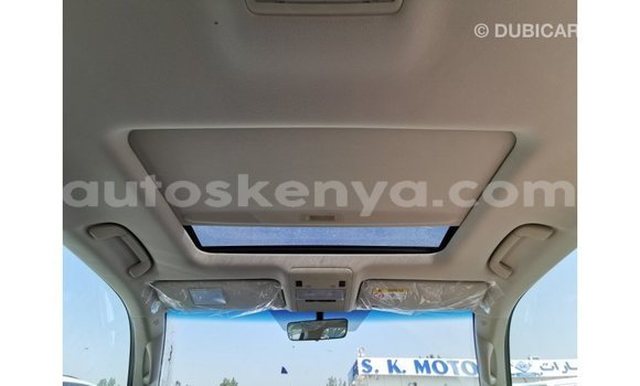 Nunua Imported Toyota Land Cruiser Nyeupe Gari ndani ya Import - Dubai nchini Kati Kenya Nunua Imported Toyota Land Cruiser Nyeupe Gari ndani ya Import - Dubai nchini Kati Kenya