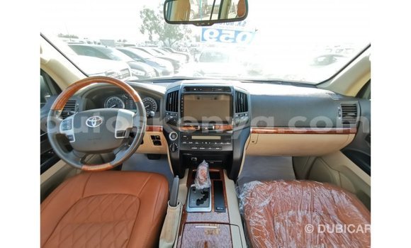 Buy Import Toyota Land Cruiser Other Car in Import - Dubai in Central Kenya Buy Import Toyota Land Cruiser Other Car in Import - Dubai in Central Kenya