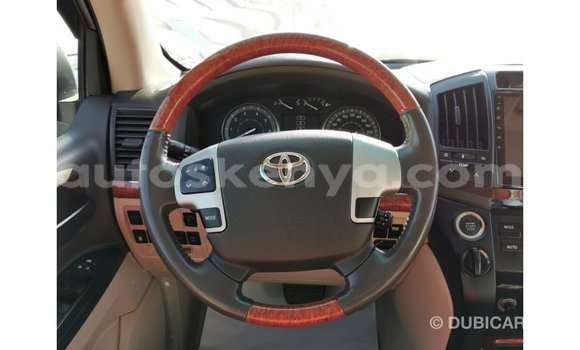 Buy Import Toyota Land Cruiser Other Car in Import - Dubai in Central Kenya Buy Import Toyota Land Cruiser Other Car in Import - Dubai in Central Kenya