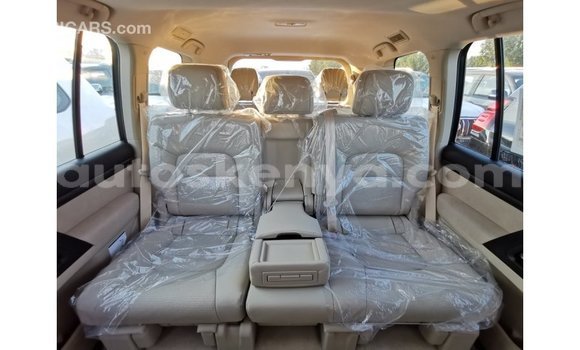 Nunua Imported Toyota Land Cruiser Nyeupe Gari ndani ya Import - Dubai nchini Kati Kenya Nunua Imported Toyota Land Cruiser Nyeupe Gari ndani ya Import - Dubai nchini Kati Kenya