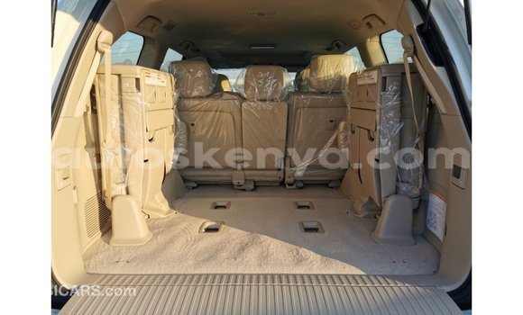 Nunua Imported Toyota Land Cruiser Nyeupe Gari ndani ya Import - Dubai nchini Kati Kenya Nunua Imported Toyota Land Cruiser Nyeupe Gari ndani ya Import - Dubai nchini Kati Kenya