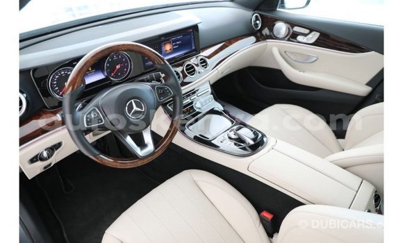 Nunua Imported Mercedes‒Benz 1117 Nyingine Lori ndani ya Import - Dubai nchini Kati Kenya Nunua Imported Mercedes‒Benz 1117 Nyingine Lori ndani ya Import - Dubai nchini Kati Kenya