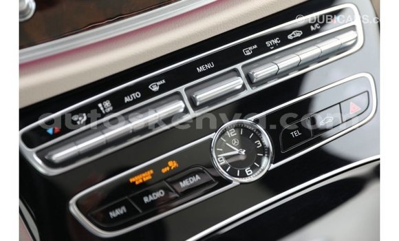 Nunua Imported Mercedes‒Benz 1117 Nyingine Lori ndani ya Import - Dubai nchini Kati Kenya Nunua Imported Mercedes‒Benz 1117 Nyingine Lori ndani ya Import - Dubai nchini Kati Kenya