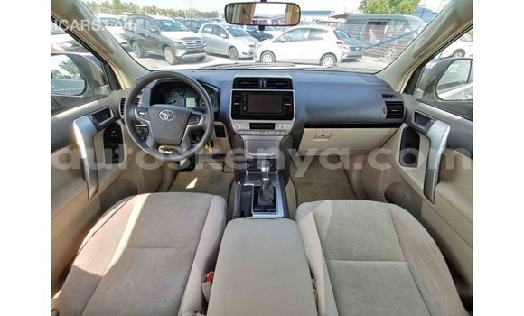 Nunua Imported Toyota Prado Nyeupe Gari ndani ya Import - Dubai nchini Kati Kenya Nunua Imported Toyota Prado Nyeupe Gari ndani ya Import - Dubai nchini Kati Kenya