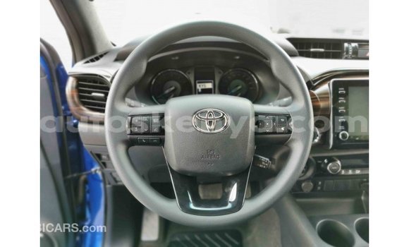 Buy Import Toyota Hilux Blue Car in Import - Dubai in Central Kenya Buy Import Toyota Hilux Blue Car in Import - Dubai in Central Kenya
