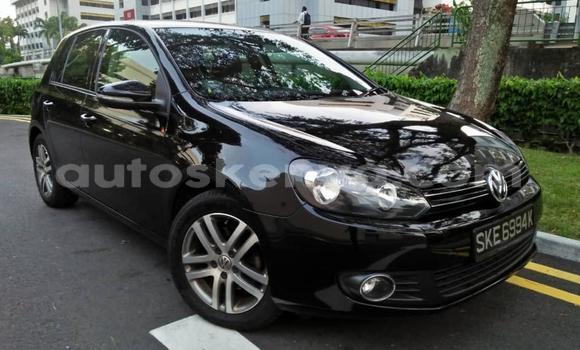 Oofamaa Volkswagen Golf Black Makiinaa iti Mombasa keessatti Coastal Kenya keessatti Oofamaa Volkswagen Golf Black Makiinaa iti Mombasa keessatti Coastal Kenya keessatti