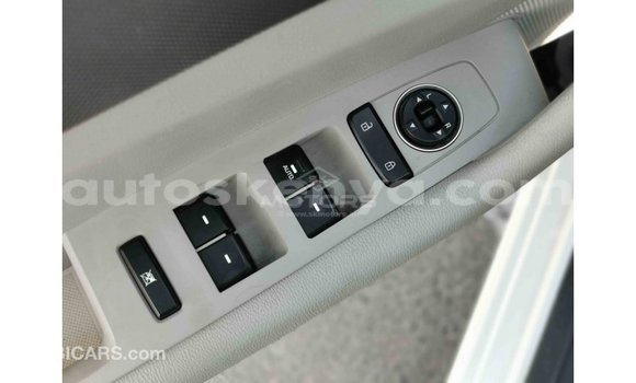 Nunua Imported Hyundai Sonata Nyeupe Gari ndani ya Import - Dubai nchini Kati Kenya Nunua Imported Hyundai Sonata Nyeupe Gari ndani ya Import - Dubai nchini Kati Kenya