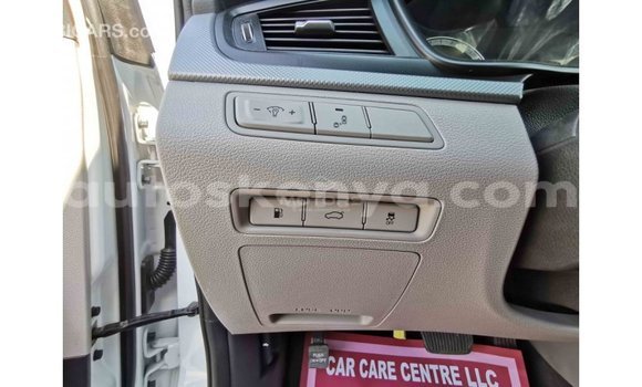 Nunua Imported Hyundai Sonata Nyeupe Gari ndani ya Import - Dubai nchini Kati Kenya Nunua Imported Hyundai Sonata Nyeupe Gari ndani ya Import - Dubai nchini Kati Kenya