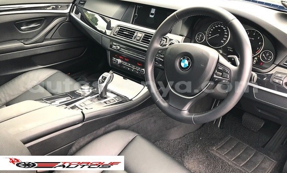 Oofamaa BMW 5–Series Black Makiinaa iti Mombasa keessatti Coastal Kenya keessatti Oofamaa BMW 5–Series Black Makiinaa iti Mombasa keessatti Coastal Kenya keessatti