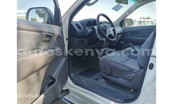 Buy Import Toyota Hilux White Car in Import - Dubai in Central Kenya Buy Import Toyota Hilux White Car in Import - Dubai in Central Kenya
