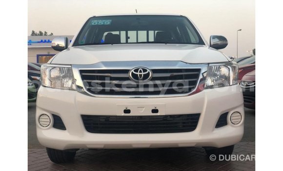 Imported Toyota Hilux White Makiinaa iti Import - Dubai keessatti Central Kenya keessatti Imported Toyota Hilux White Makiinaa iti Import - Dubai keessatti Central Kenya keessatti