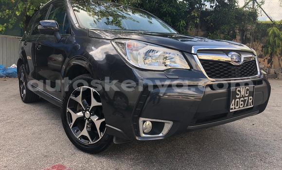 Oofamaa Subaru Forester Red Makiinaa iti Mombasa keessatti Coastal Kenya keessatti Oofamaa Subaru Forester Red Makiinaa iti Mombasa keessatti Coastal Kenya keessatti