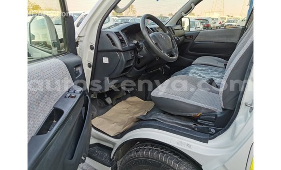 Buy Import Toyota Hiace White Car in Import - Dubai in Central Kenya Buy Import Toyota Hiace White Car in Import - Dubai in Central Kenya