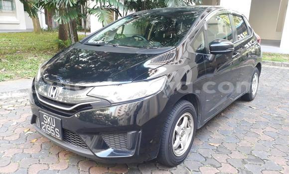 Oofamaa Honda Fit Black Makiinaa iti Mombasa keessatti Coastal Kenya keessatti Oofamaa Honda Fit Black Makiinaa iti Mombasa keessatti Coastal Kenya keessatti