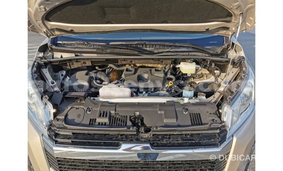 Nunua Imported Toyota Hiace Nyingine Gari ndani ya Import - Dubai nchini Kati Kenya Nunua Imported Toyota Hiace Nyingine Gari ndani ya Import - Dubai nchini Kati Kenya