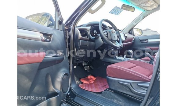 Nunua Imported Toyota Hilux Nyeusi Gari ndani ya Import - Dubai nchini Kati Kenya Nunua Imported Toyota Hilux Nyeusi Gari ndani ya Import - Dubai nchini Kati Kenya