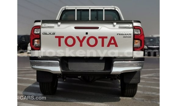 Nunua Imported Toyota Hilux Nyeupe Gari ndani ya Import - Dubai nchini Kati Kenya Nunua Imported Toyota Hilux Nyeupe Gari ndani ya Import - Dubai nchini Kati Kenya