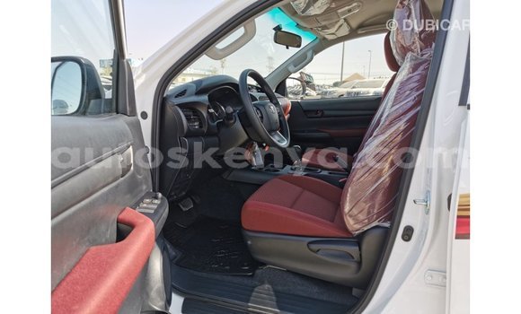 Buy Import Toyota Hilux White Car in Import - Dubai in Central Kenya Buy Import Toyota Hilux White Car in Import - Dubai in Central Kenya