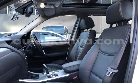 Oofamaa BMW X3 White Makiinaa iti Mombasa keessatti Coastal Kenya keessatti Oofamaa BMW X3 White Makiinaa iti Mombasa keessatti Coastal Kenya keessatti