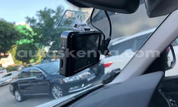 Oofamaa BMW X3 White Makiinaa iti Mombasa keessatti Coastal Kenya keessatti Oofamaa BMW X3 White Makiinaa iti Mombasa keessatti Coastal Kenya keessatti