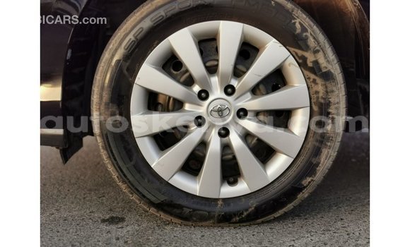 Imported Toyota Previa Black Makiinaa iti Import - Dubai keessatti Central Kenya keessatti Imported Toyota Previa Black Makiinaa iti Import - Dubai keessatti Central Kenya keessatti