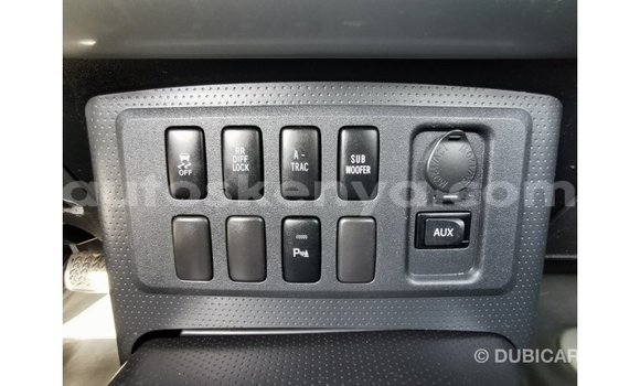 Buy Import Toyota FJ Cruiser Beige Car in Import - Dubai in Central Kenya Buy Import Toyota FJ Cruiser Beige Car in Import - Dubai in Central Kenya