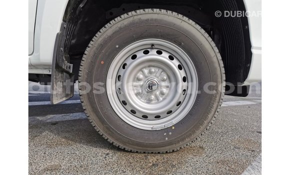 Nunua Imported Mitsubishi L200 Nyeupe Gari ndani ya Import - Dubai nchini Kati Kenya Nunua Imported Mitsubishi L200 Nyeupe Gari ndani ya Import - Dubai nchini Kati Kenya