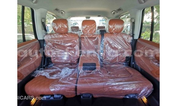 Buy Import Nissan Patrol Black Car in Import - Dubai in Central Kenya Buy Import Nissan Patrol Black Car in Import - Dubai in Central Kenya