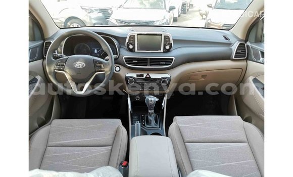 Buy Import Hyundai Tucson White Car in Import - Dubai in Central Kenya Buy Import Hyundai Tucson White Car in Import - Dubai in Central Kenya