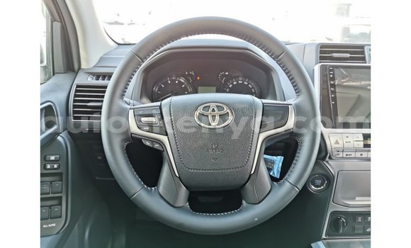 Nunua Imported Toyota Prado Nyeupe Gari ndani ya Import - Dubai nchini Kati Kenya Nunua Imported Toyota Prado Nyeupe Gari ndani ya Import - Dubai nchini Kati Kenya