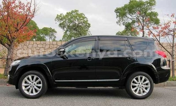 Oofamaa Toyota Vanguard Black Makiinaa iti Mombasa keessatti Coastal Kenya keessatti Oofamaa Toyota Vanguard Black Makiinaa iti Mombasa keessatti Coastal Kenya keessatti