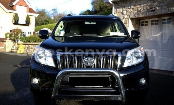 Oofamaa Toyota Land Cruiser Prado Black Makiinaa iti Mombasa keessatti Coastal Kenya keessatti Oofamaa Toyota Land Cruiser Prado Black Makiinaa iti Mombasa keessatti Coastal Kenya keessatti