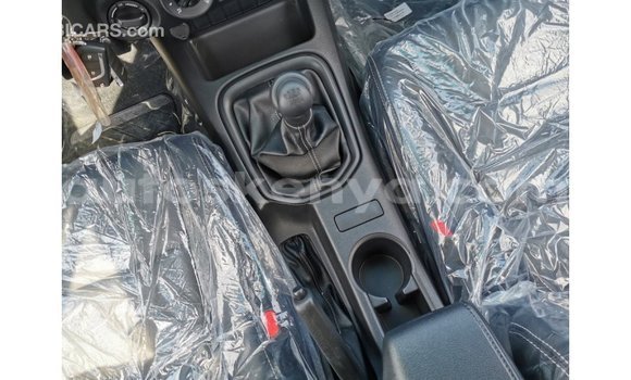 Buy Import Toyota Hilux White Car in Import - Dubai in Central Kenya Buy Import Toyota Hilux White Car in Import - Dubai in Central Kenya