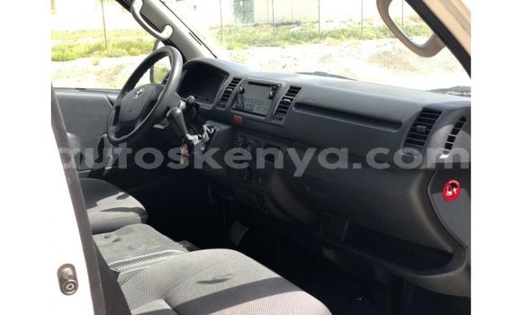 Nunua Imported Toyota Hiace Nyeupe Gari ndani ya Import - Dubai nchini Kati Kenya Nunua Imported Toyota Hiace Nyeupe Gari ndani ya Import - Dubai nchini Kati Kenya