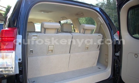 Oofamaa Toyota Land Cruiser Prado Black Makiinaa iti Mombasa keessatti Coastal Kenya keessatti Oofamaa Toyota Land Cruiser Prado Black Makiinaa iti Mombasa keessatti Coastal Kenya keessatti