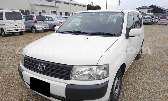 Oofamaa Toyota Probox White Makiinaa iti Mombasa keessatti Coastal Kenya keessatti Oofamaa Toyota Probox White Makiinaa iti Mombasa keessatti Coastal Kenya keessatti