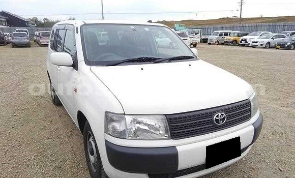 Oofamaa Toyota Probox White Makiinaa iti Mombasa keessatti Coastal Kenya keessatti Oofamaa Toyota Probox White Makiinaa iti Mombasa keessatti Coastal Kenya keessatti