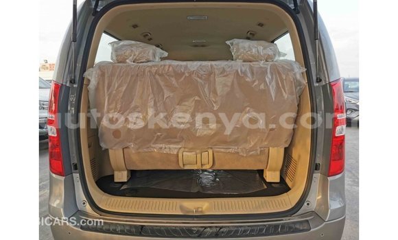 Buy Import Hyundai Chorus Other Truck in Import - Dubai in Central Kenya Buy Import Hyundai Chorus Other Truck in Import - Dubai in Central Kenya